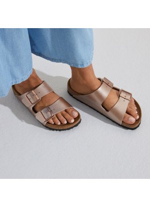 Sandália Arizona Birko-Flor Birkenstock 1023960 Gold