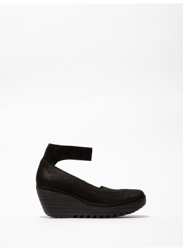 Closed Shoes YOUS529FLY Fly London P501529003 Black