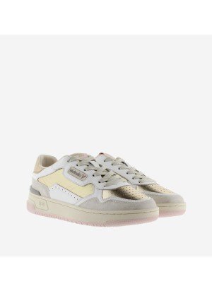C80 - Soft Metal Sneakers Victoria 8800123 Gold