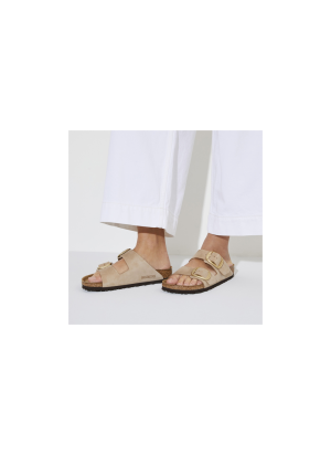 Sandálias Arizona Big Buckle Nubuk Leather Birkenstock 1024064 Sandcastle
