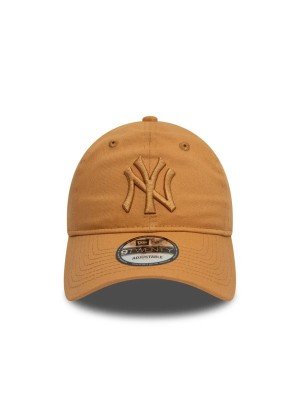New York Yankees League Essential 9TWENTY Adjustable Cap New Era 60595474 Dark Beige