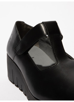 VEKA339FLY Shoos Fly London P145339000 Black