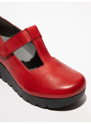 VEKA339FLY Shoos Fly London P145339003 Red