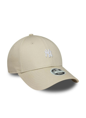 New York Yankees Womens MLB Mini Logo 9FORTY Adjustable Cap New Era 60675535 Cream